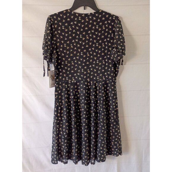 Sirenlily Women's Floral Print Dress Size M V-Neck Tie Sleeve NWT - Picture 4 of 7